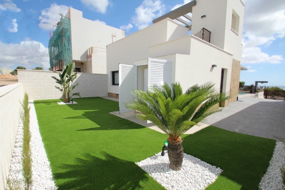 Villa in Playa Honda - photo 2