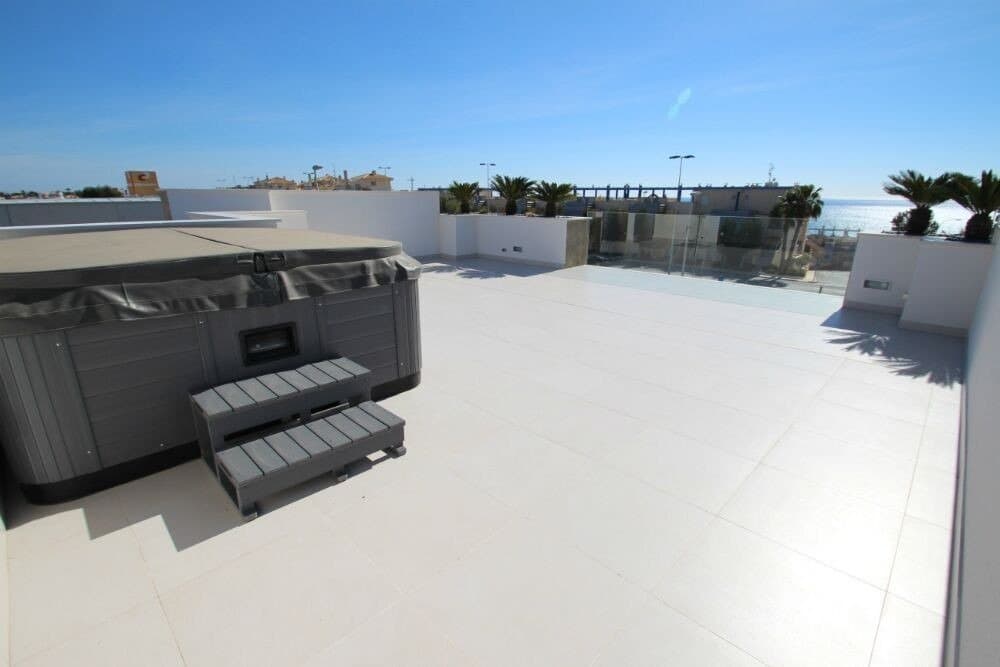 Villa in Campoamor - photo 4