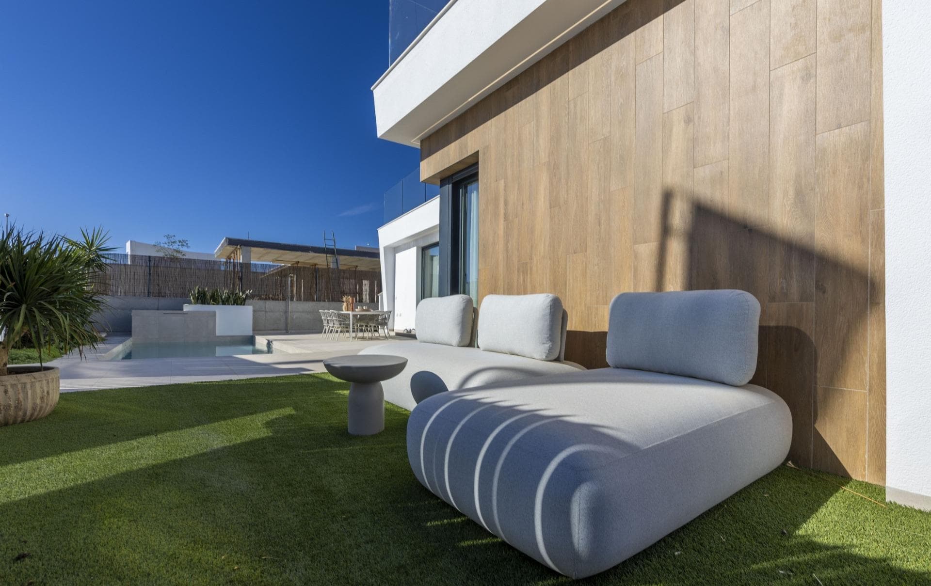 Villa in Altaona Golf - photo 2