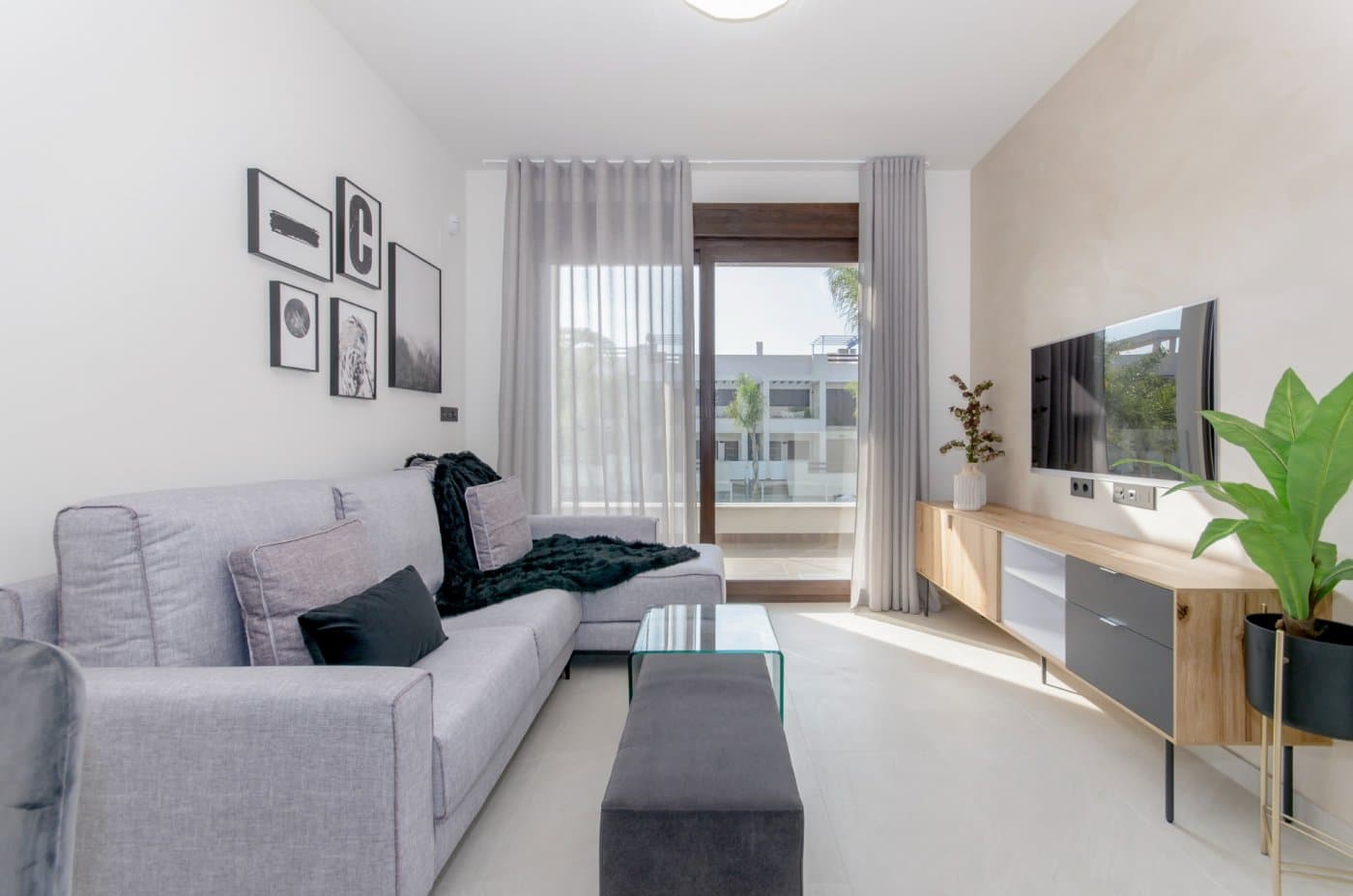 Bungalow in Los Balcones - photo 3