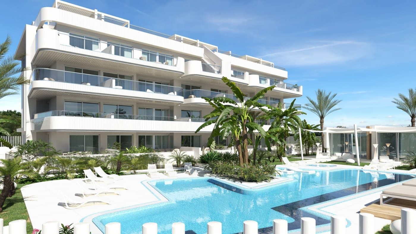Apartment in Cabo Roig - photo 2