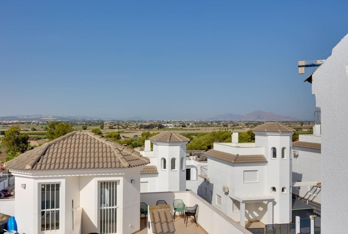 Villa in San Fulgencio - photo 4