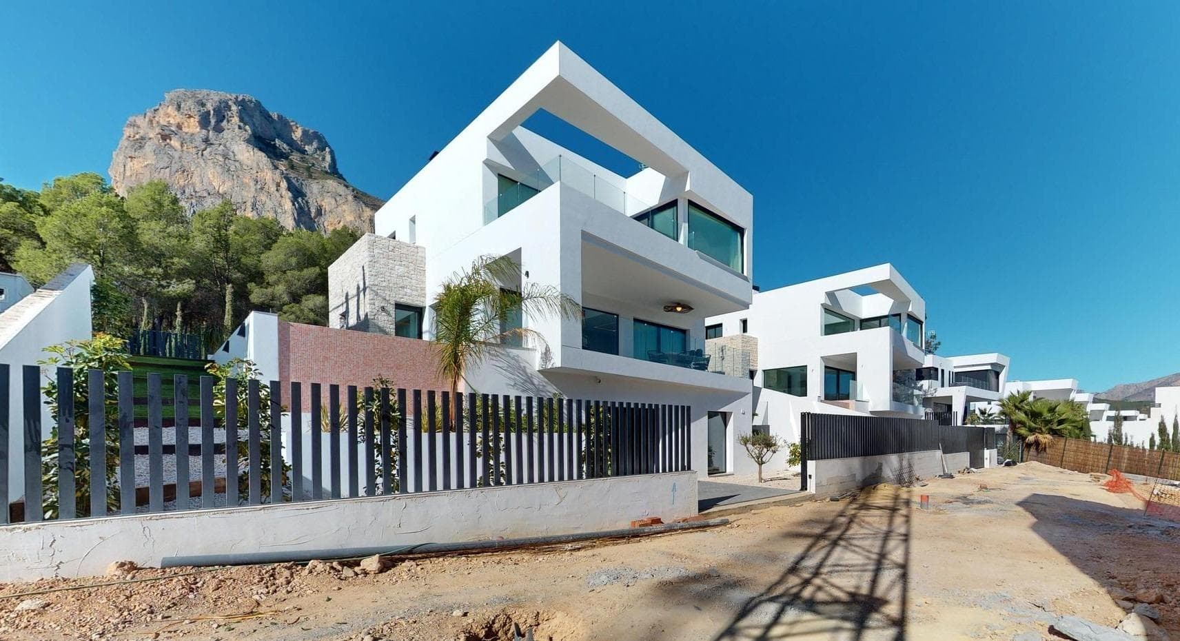 Villa in Polop - photo 3