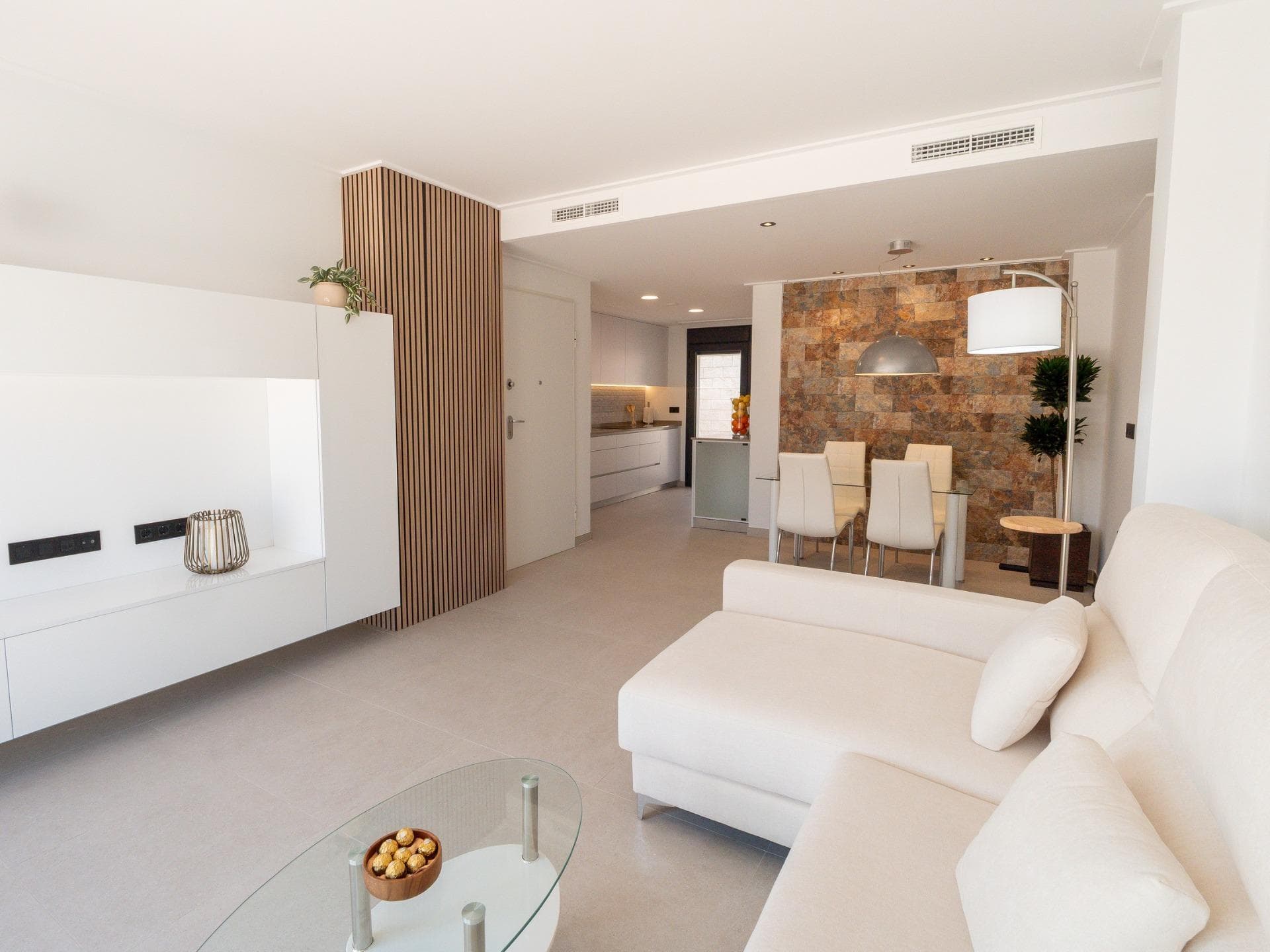 Villa in San Fulgencio - photo 3