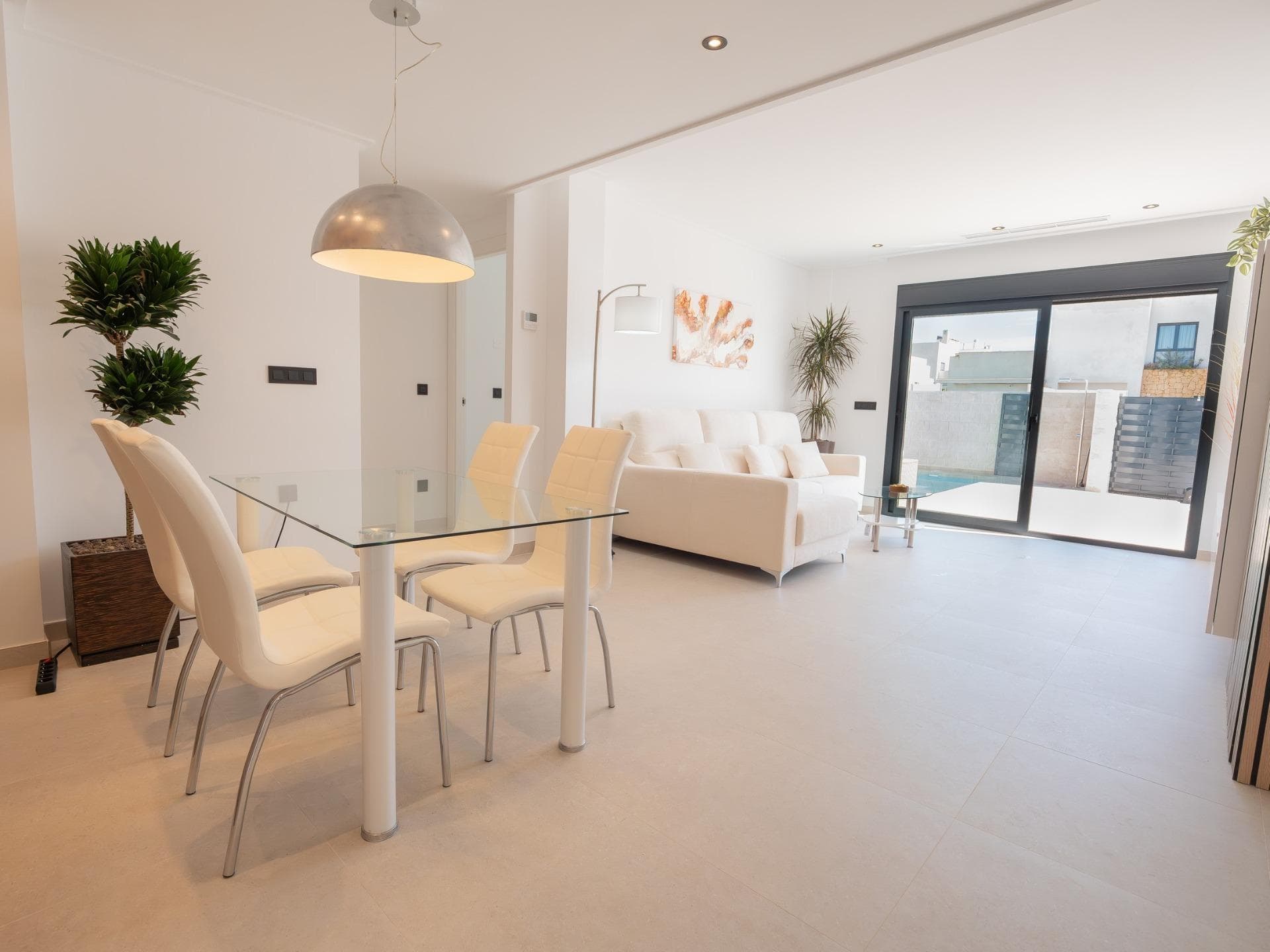 Villa in San Fulgencio - photo 4