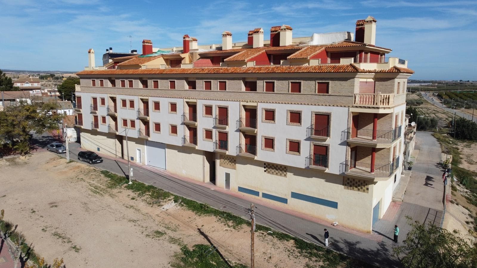 Apartment in Avileses - photo 2